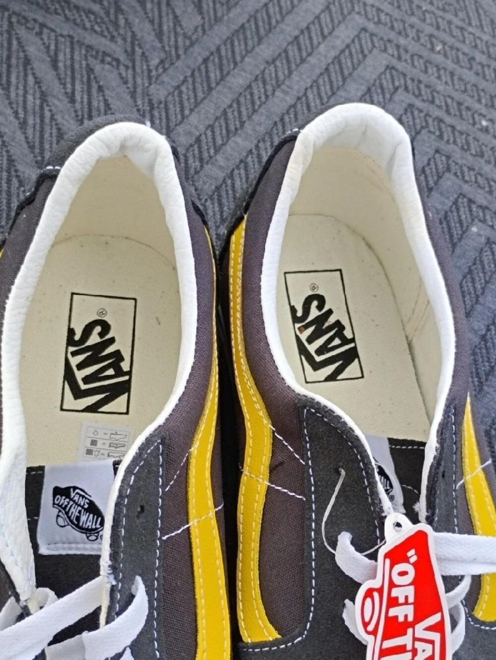 Vans Men's Gray and Yellow Low-Top Sneakers